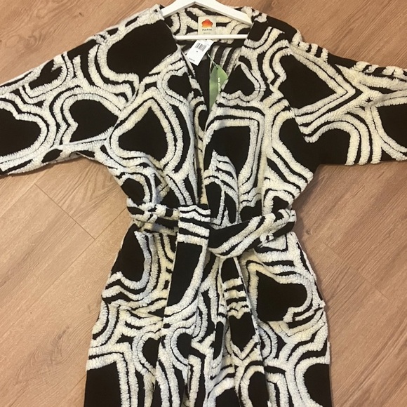 NWT Farm Rio Wild Hearts Fleece Coat - Picture 3 of 7